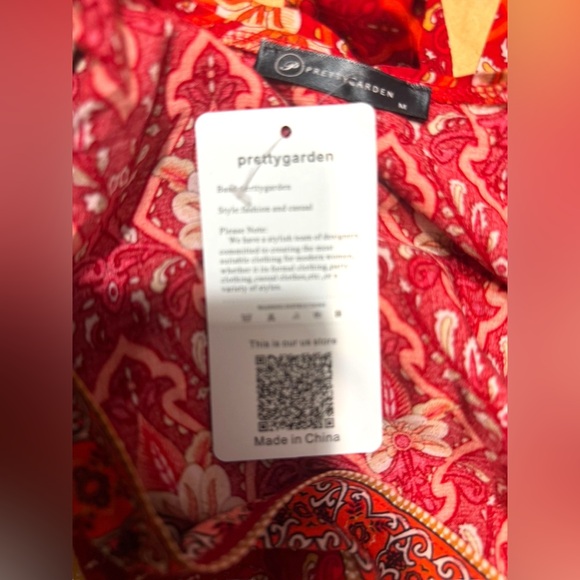 Women’s Pretty Garden Wrap Around Dress Boho Red Floral Flutter Sleeve Medium - Picture 6 of 16